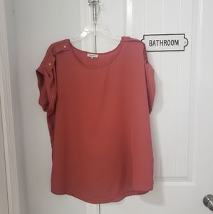 Mileage rust cap sleeve top